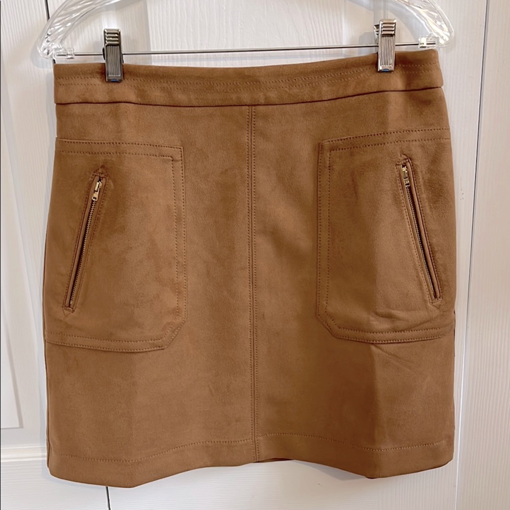 Loft Outlet NWT brown faux suede mini skirt, size 8